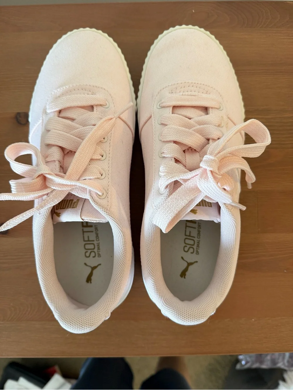 Puma Soft Foam Carina Summer Cat Shoes Casual Pink and White Women's size 7